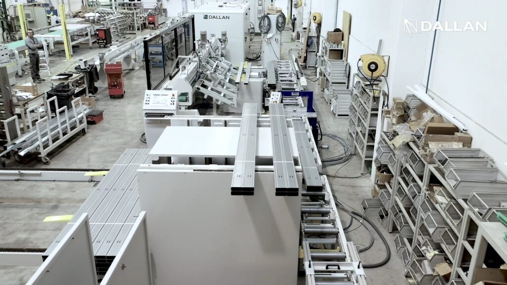VIDEO Drywall profiles automatic production at speed of 120 m/min
